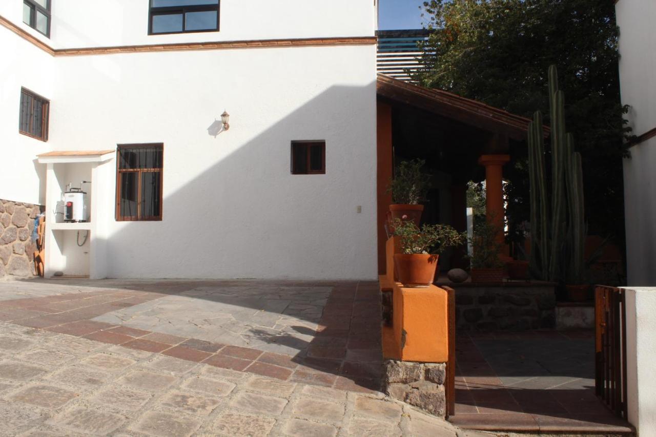 Las Alamedas Departamentos Centricos Con Estacionamiento Privado Guanajuato Exterior foto